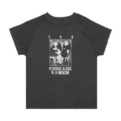 Enfants Riches Déprimés Medicine
Raglan T-Shirt 'Faded Black'