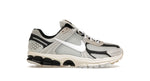 Vomero 5 Supersonic Light Bone Black