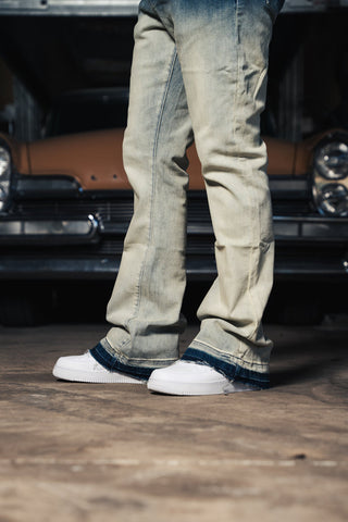 Dry Rot Day Fade Flair Denim